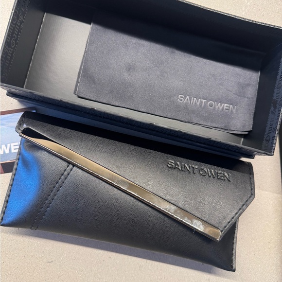 Tortoise Shell Sunglasses - Picture 10 of 10